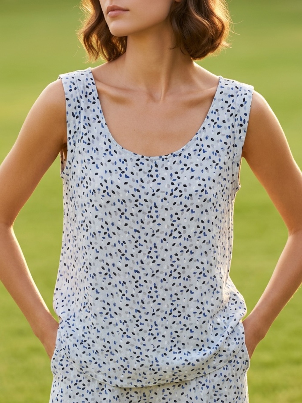 GAP White Tank Top with Blue and Navy Spot Print